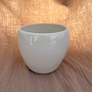 Medium Rounded Vase